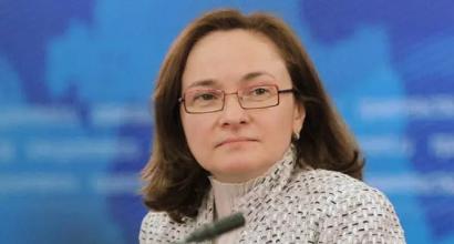 تعرض وزير الثقافة السابق كابكوف للسرقة من قبل أرملة عديمة الثقافة